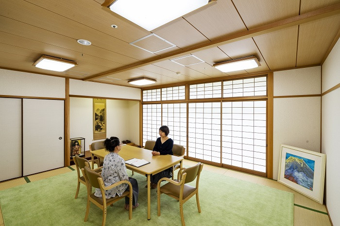 奈良の老人ホーム・株式会社MOMIJIは総合福祉施設です